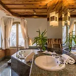 La Maison Bleue Par Yoann Conte 5*