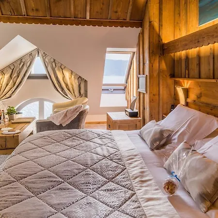 La Maison Bleue Par Yoann Conte Hotel