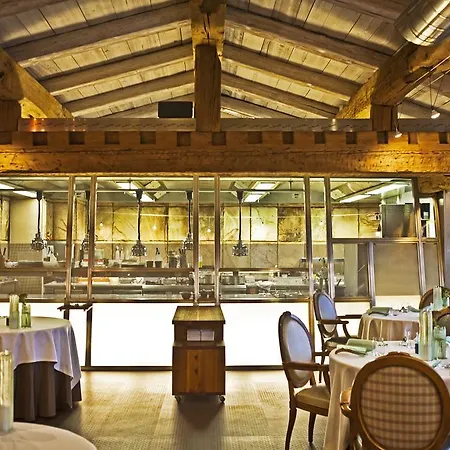 La Maison Bleue Par Yoann Conte מלון 5*